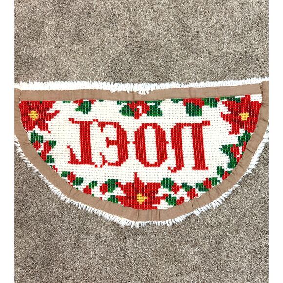 Vintage Christmas NOEL Rug Sign Handmade Latchhook Holiday Decor Vintage 1980s - Picture 3 of 4